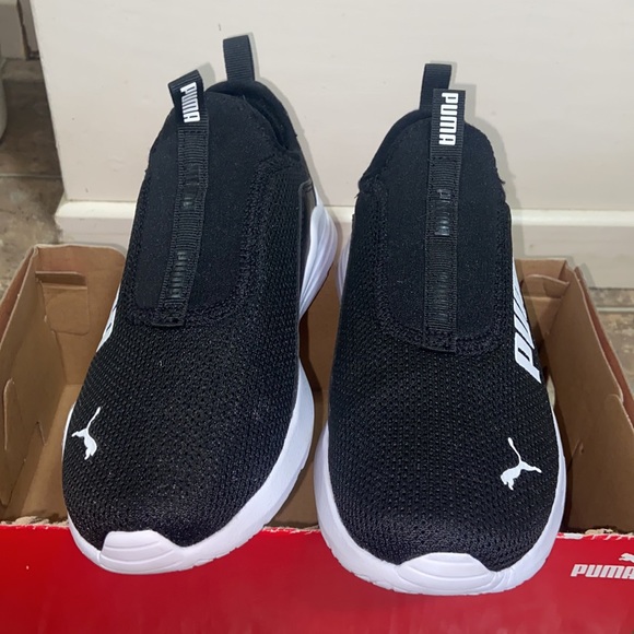 BOYS PUMA Wired Run Rapid Slip on TRAINERS Sneakers 2 C NEW WITH BOX - Picture 3 of 9